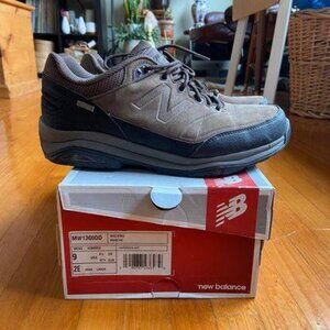 New Balance 1300 Waterproof Walking Shoe - US 9 2E (wide)